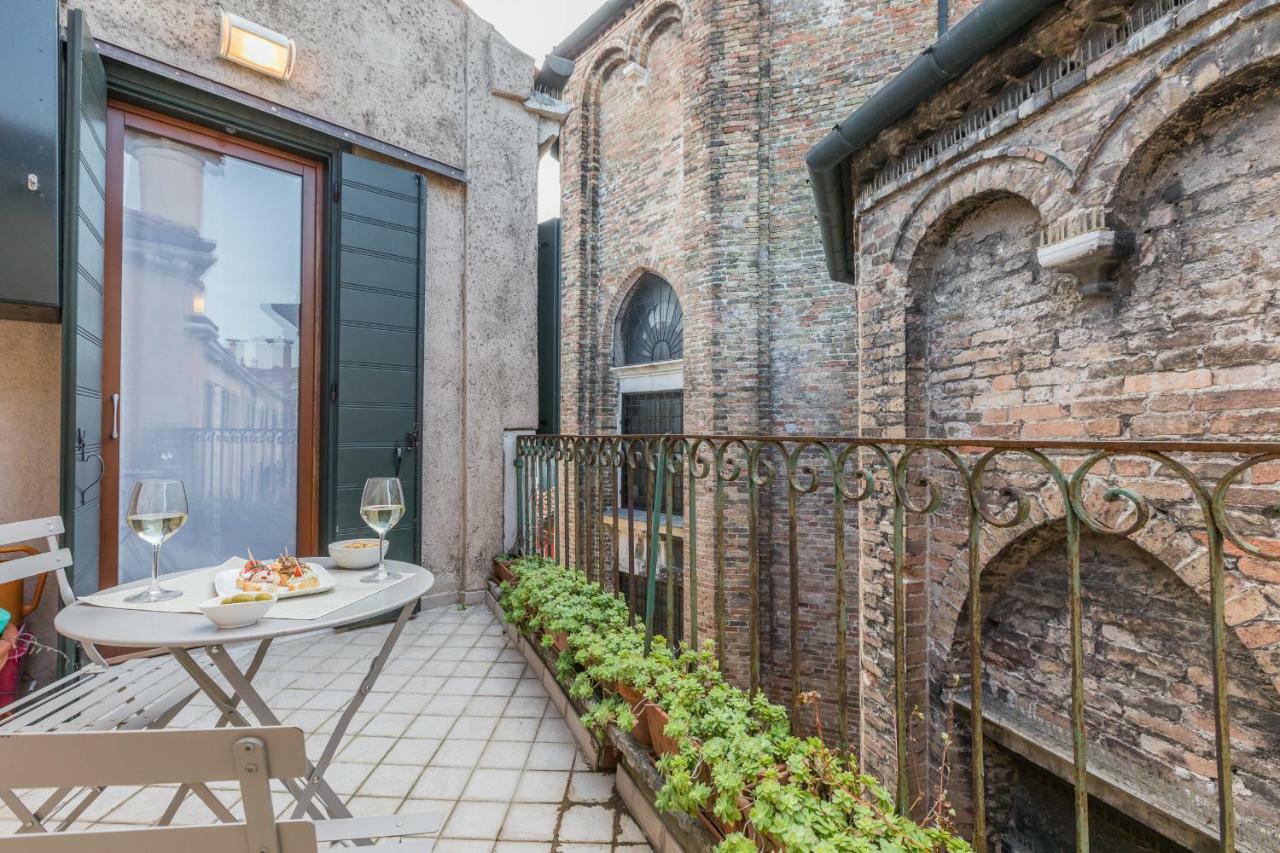 Ca' Della Frutta Venetian Apartment Luaran gambar