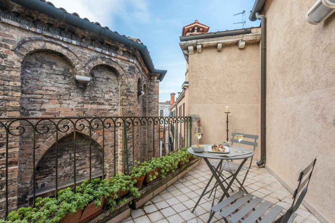 Ca' Della Frutta Venetian Apartment Luaran gambar